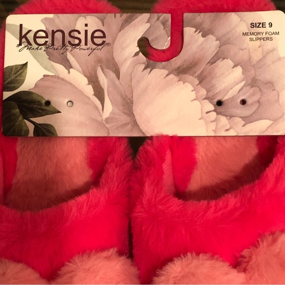 Kensie Hot Pink Heart Fluffy Fur Memory Foam Slippers with Rubber Soles, 9 - Picture 7 of 10